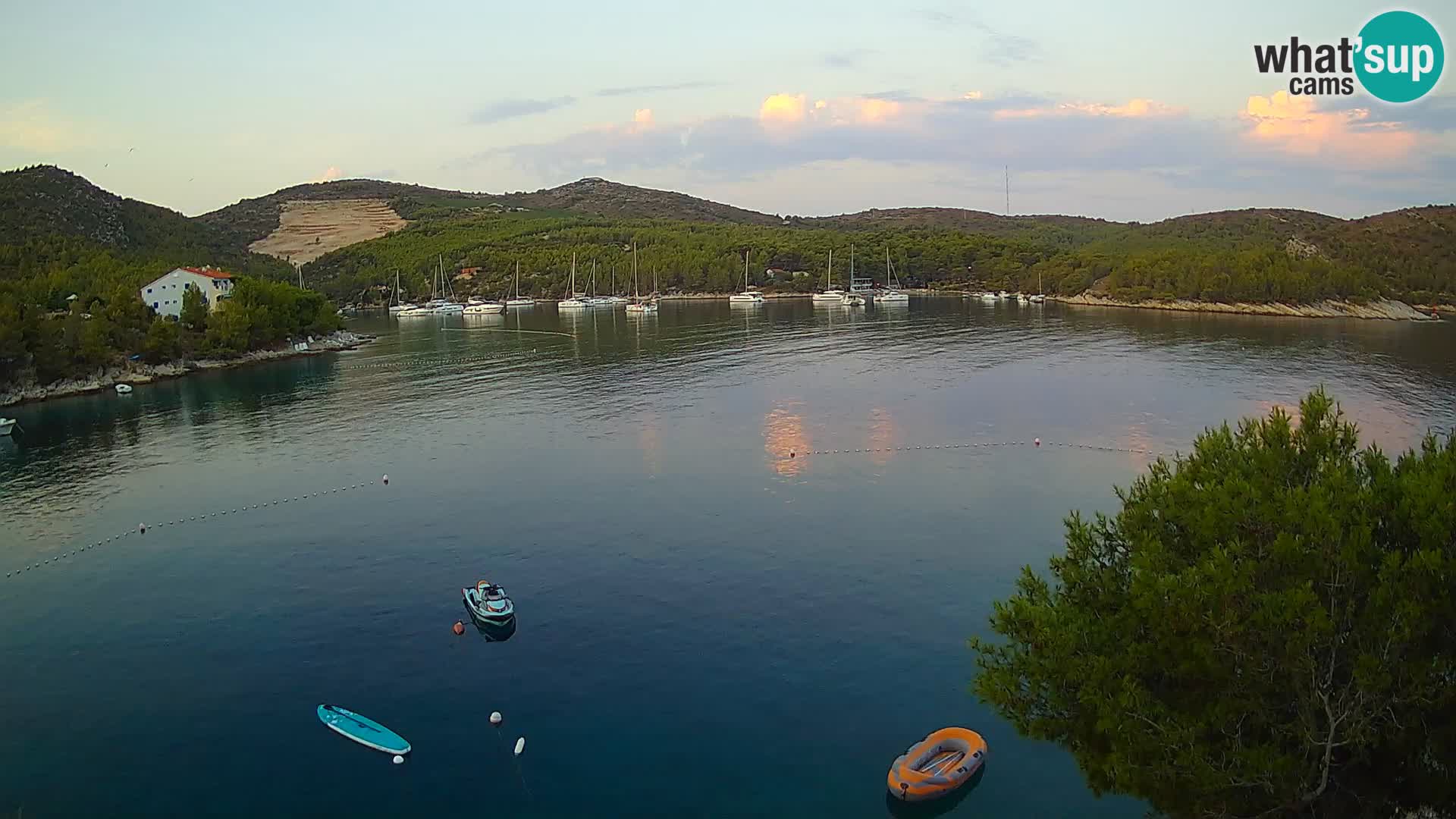 Kamera Hvar Vira plaža | Otok Hvar | Dalmacija