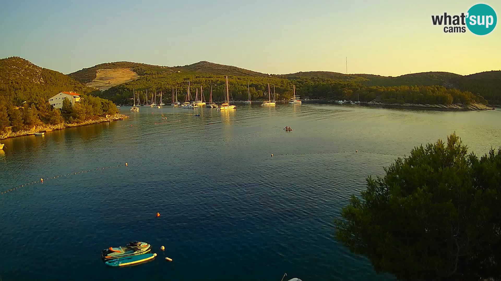 Kamera Hvar Vira plaža | Otok Hvar | Dalmacija