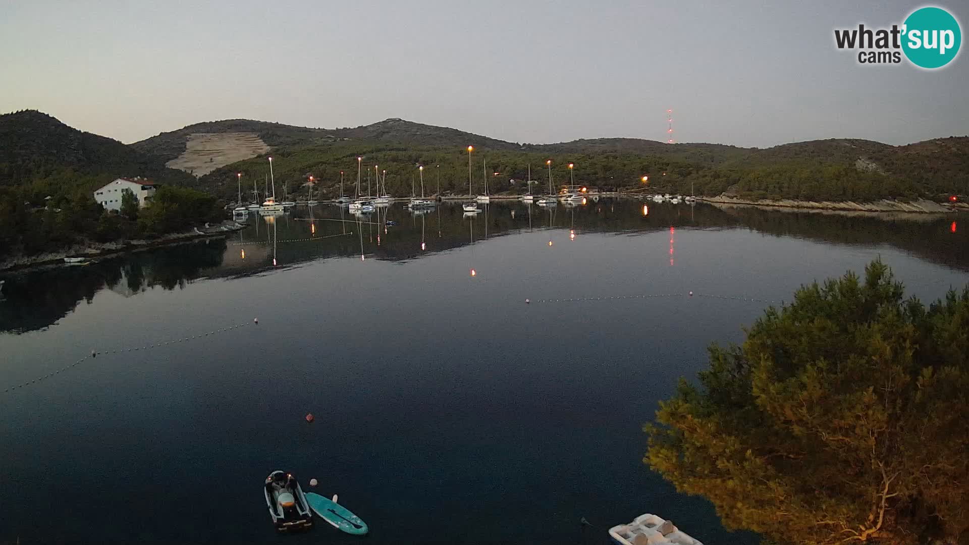 Kamera Hvar Vira plaža | Otok Hvar | Dalmacija