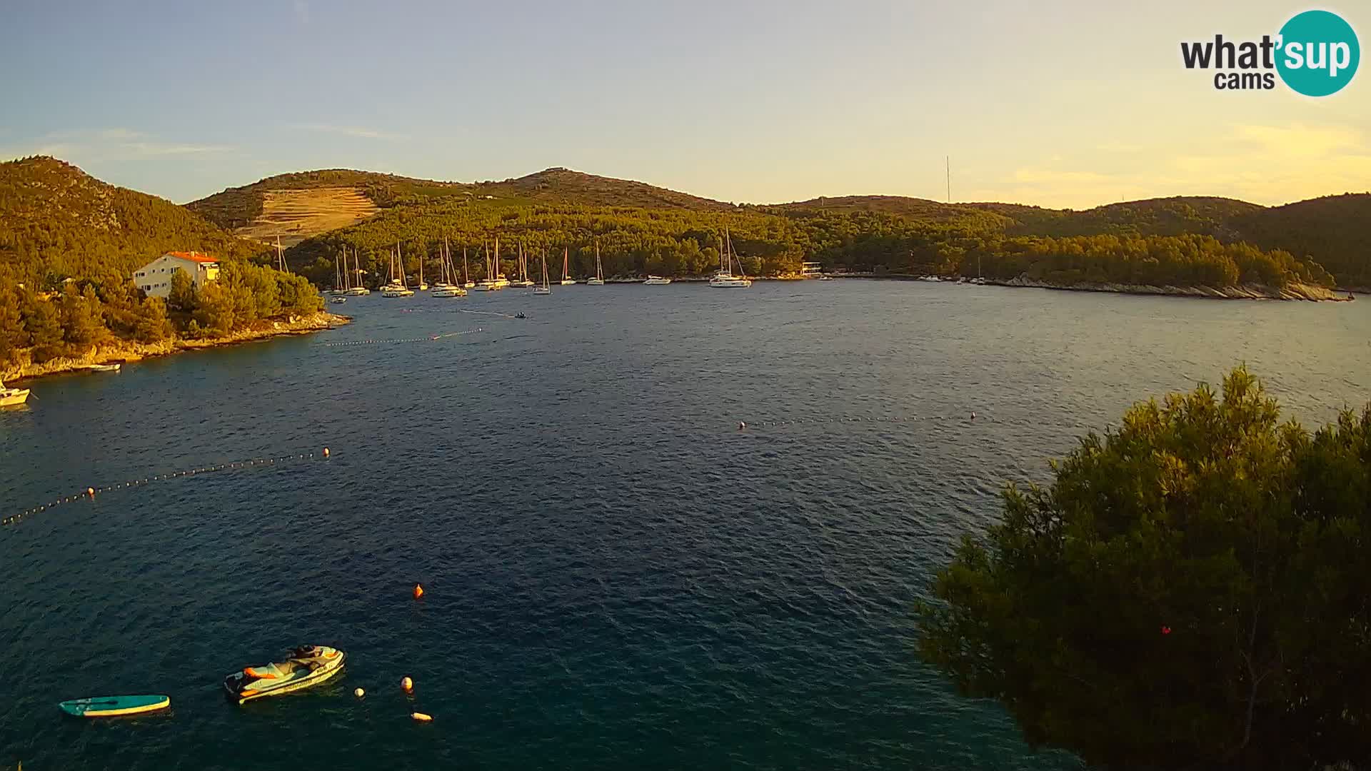 Kamera Hvar Vira plaža | Otok Hvar | Dalmacija