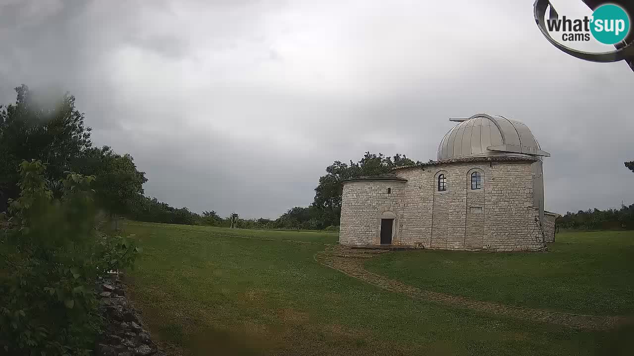 Webcam de l’Observatoire de Višnjan: Plongez dans le cosmos depuis l’Istrie, Croatie