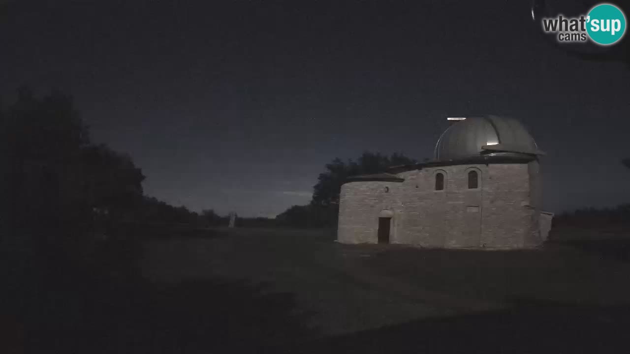 Višnjanska observatorijska spletna kamera: Opazujte vesolje iz Istre, Hrvaška