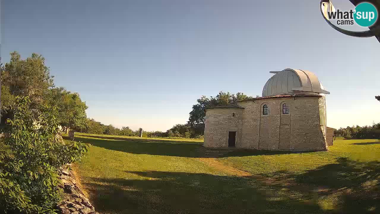Višnjan Observatory Webcam: Gaze into the Cosmos from Istria, Croatia