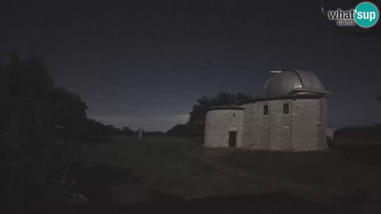 Višnjan Observatory Webcam: Gaze into the Cosmos from Istria, Croatia