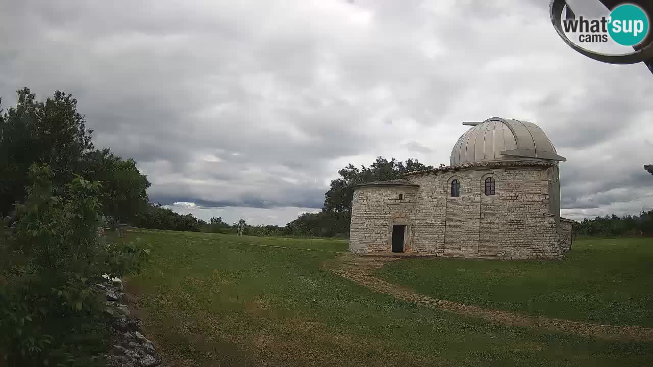 Webcam de l’Observatoire de Višnjan: Plongez dans le cosmos depuis l’Istrie, Croatie