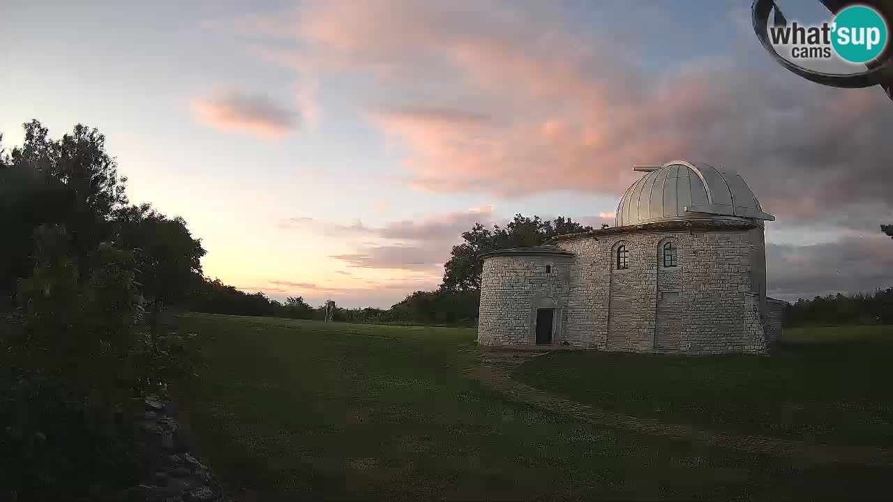 Webcam de l’Observatoire de Višnjan: Plongez dans le cosmos depuis l’Istrie, Croatie