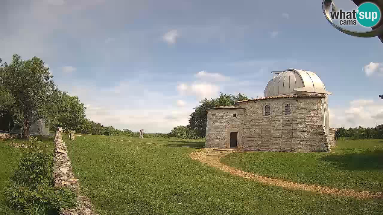Webcam de l’Observatoire de Višnjan: Plongez dans le cosmos depuis l’Istrie, Croatie