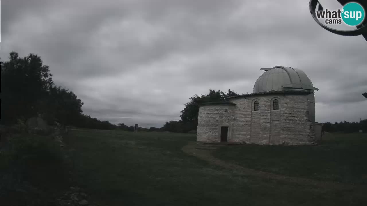 Webcam de l’Observatoire de Višnjan: Plongez dans le cosmos depuis l’Istrie, Croatie