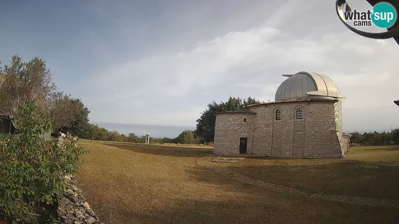 Webcam de l’Observatoire de Višnjan: Plongez dans le cosmos depuis l’Istrie, Croatie