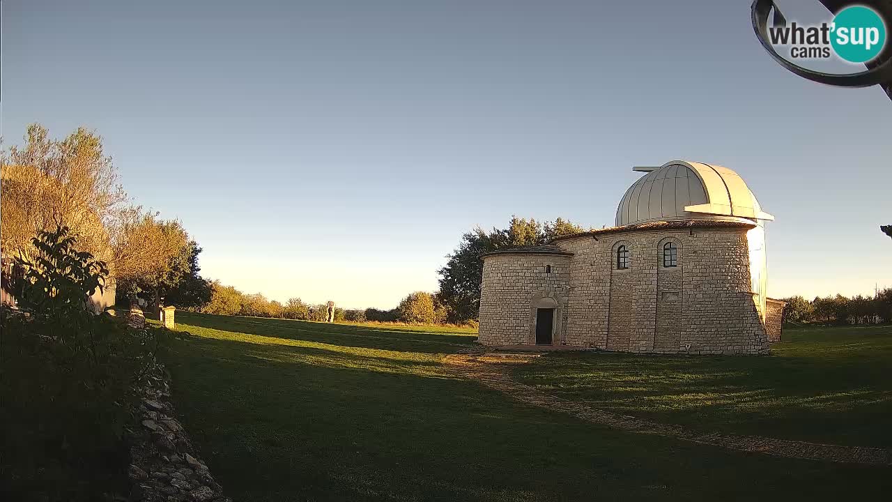 Webcam de l’Observatoire de Višnjan: Plongez dans le cosmos depuis l’Istrie, Croatie