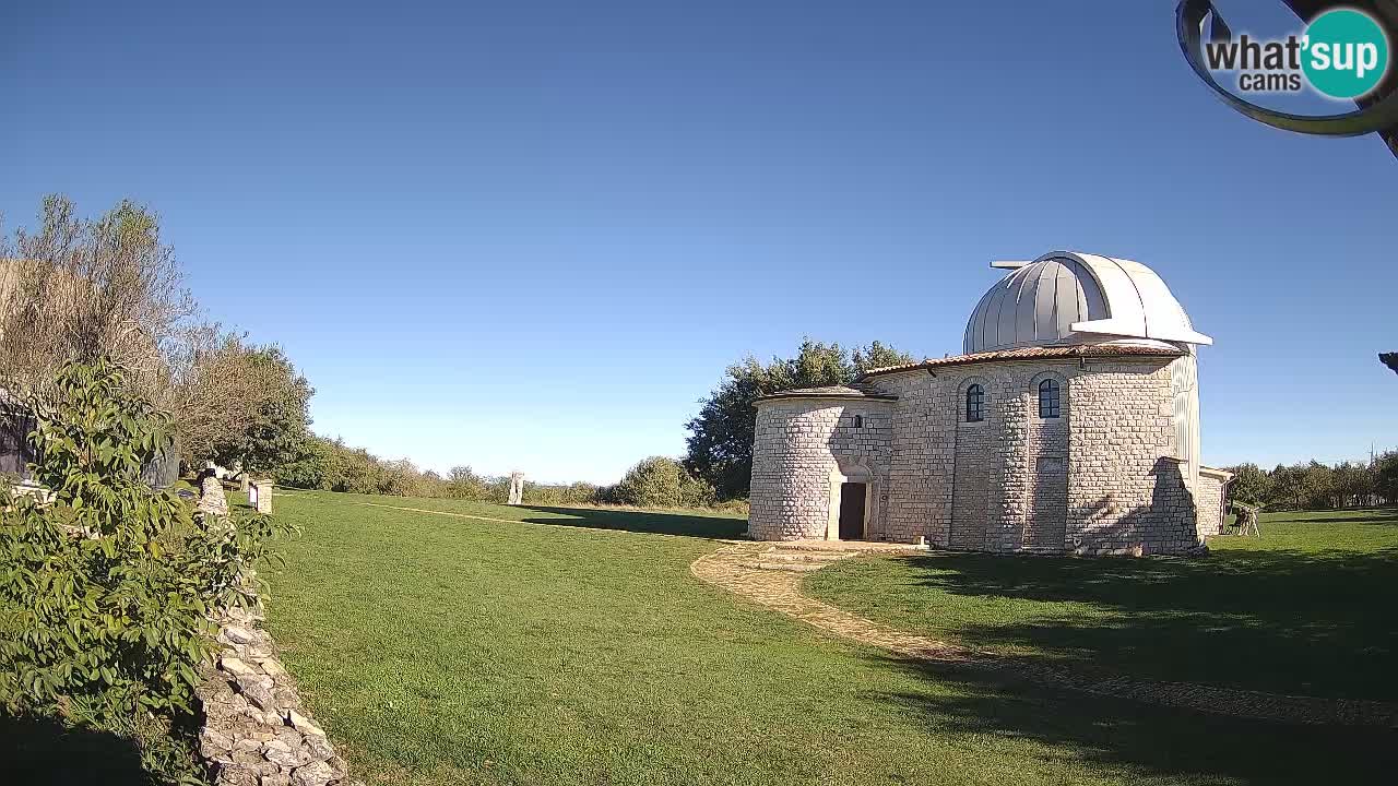 Višnjan Observatory Webcam: Gaze into the Cosmos from Istria, Croatia