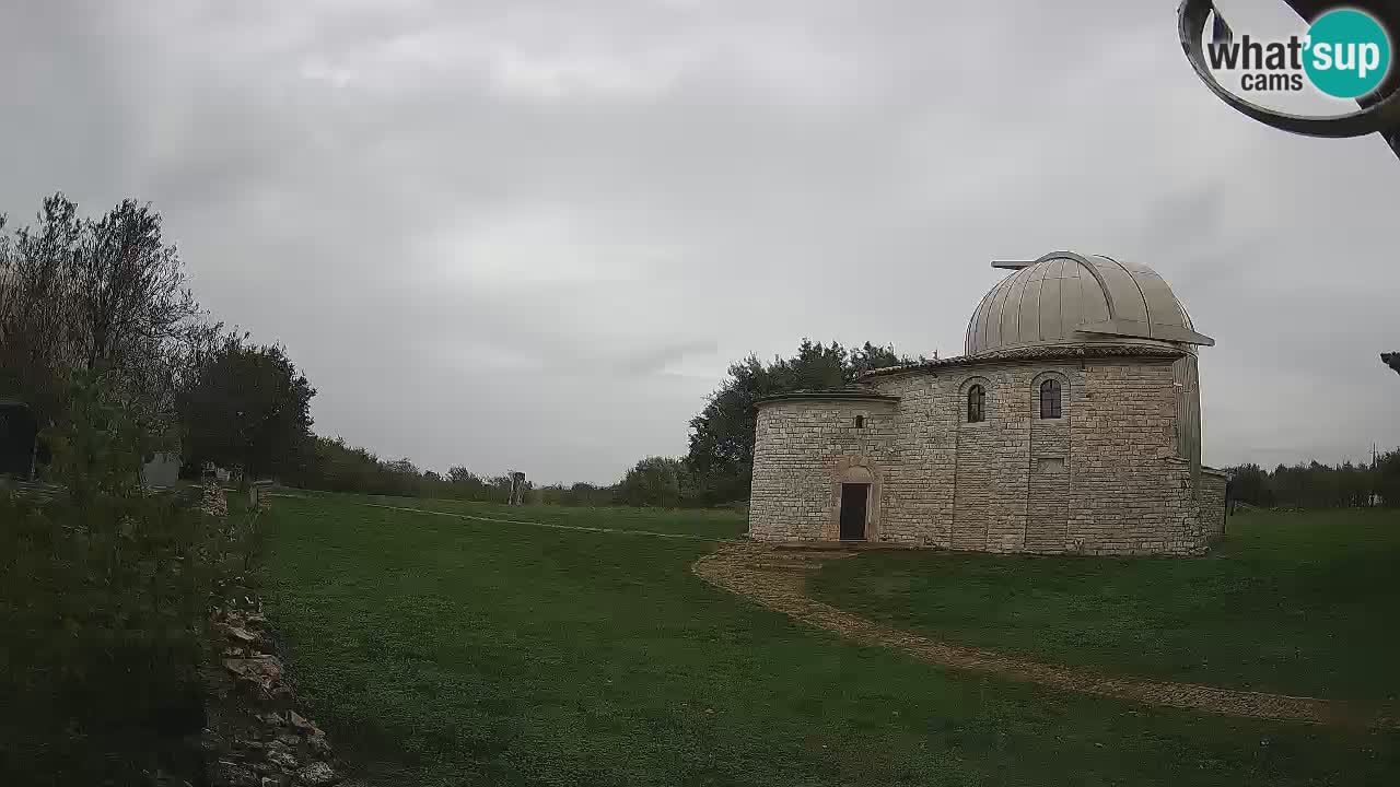 Webcam de l’Observatoire de Višnjan: Plongez dans le cosmos depuis l’Istrie, Croatie