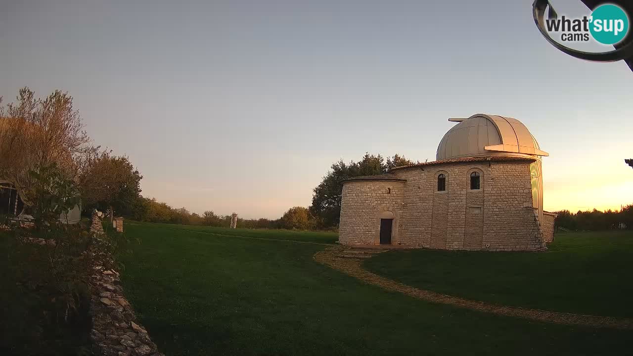 Višnjan Observatory Webcam: Gaze into the Cosmos from Istria, Croatia