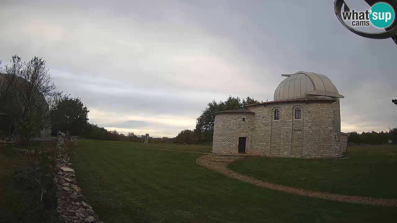 Višnjanska observatorijska spletna kamera: Opazujte vesolje iz Istre, Hrvaška