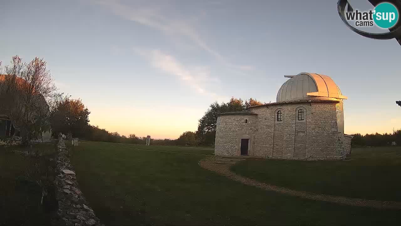 Webcam de l’Observatoire de Višnjan: Plongez dans le cosmos depuis l’Istrie, Croatie