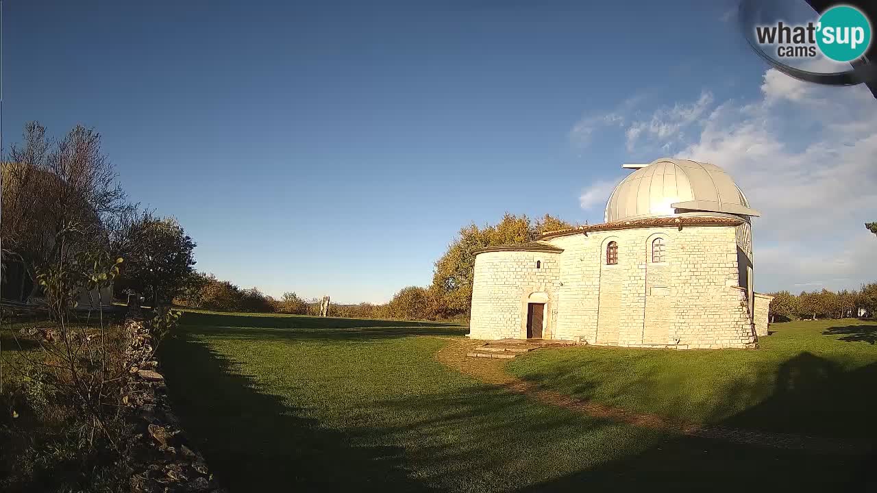 Višnjanska observatorijska spletna kamera: Opazujte vesolje iz Istre, Hrvaška