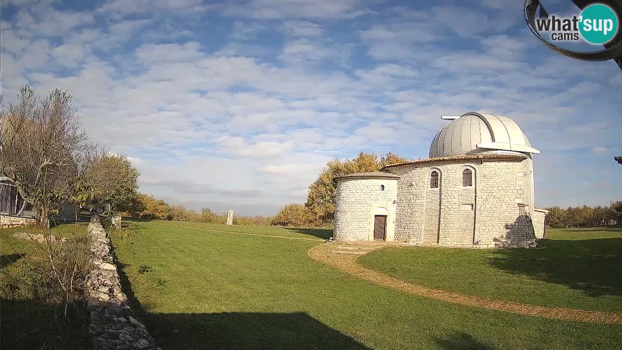 Višnjanska observatorijska spletna kamera: Opazujte vesolje iz Istre, Hrvaška