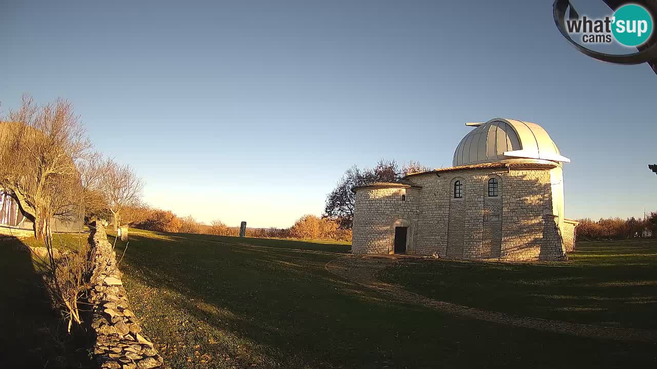 Višnjan Observatory Webcam: Gaze into the Cosmos from Istria, Croatia