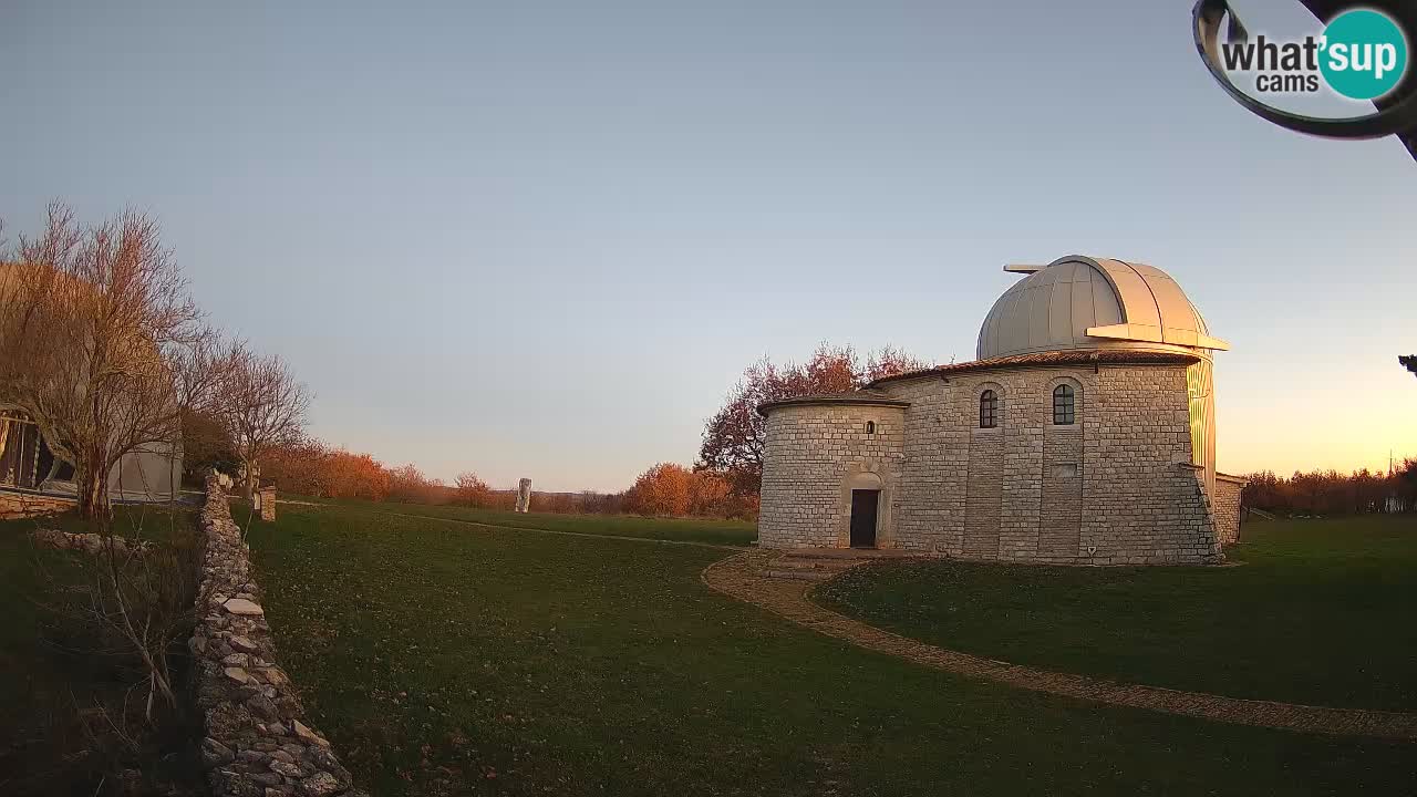 Webcam de l’Observatoire de Višnjan: Plongez dans le cosmos depuis l’Istrie, Croatie