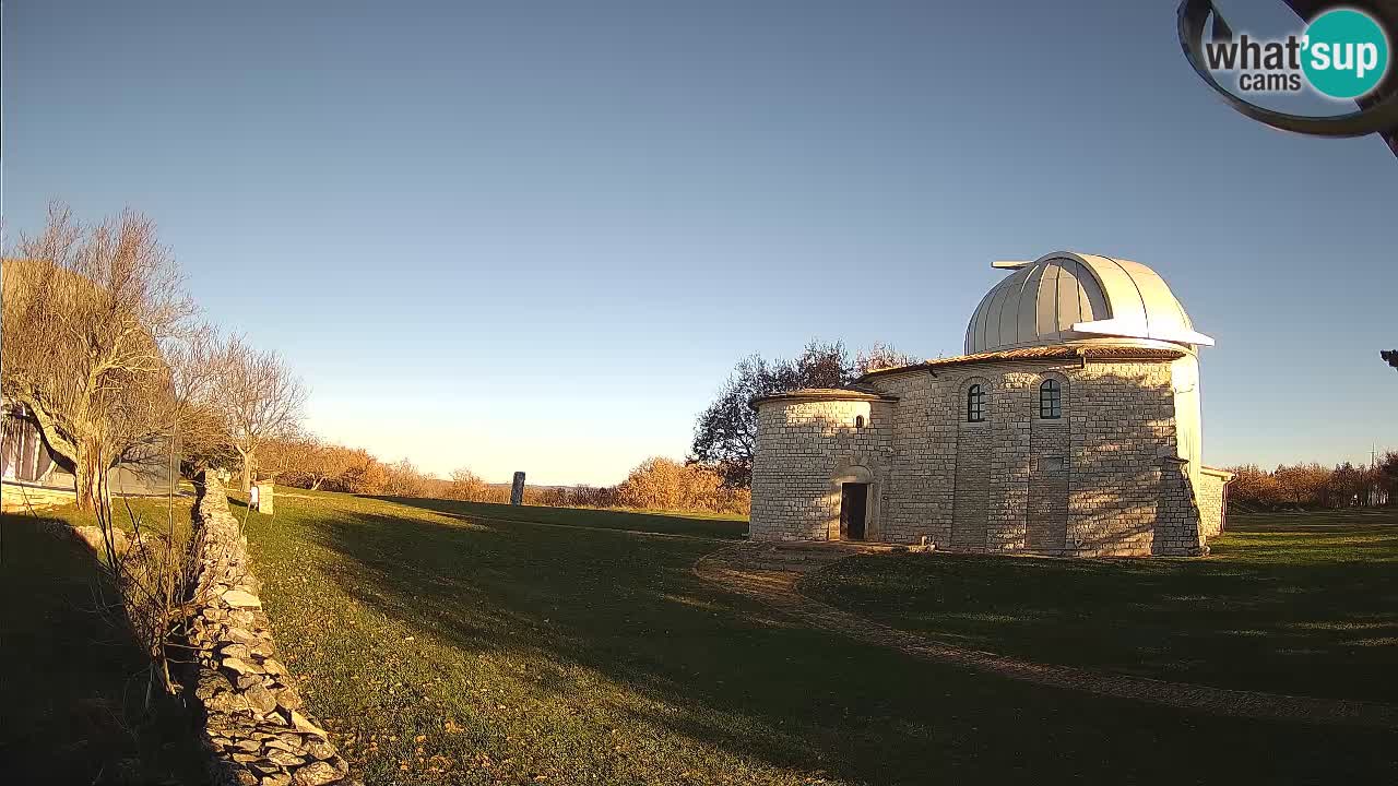 Višnjanska observatorijska spletna kamera: Opazujte vesolje iz Istre, Hrvaška