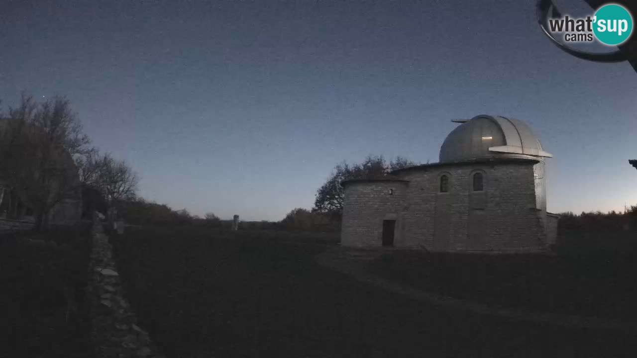 Webcam de l’Observatoire de Višnjan: Plongez dans le cosmos depuis l’Istrie, Croatie