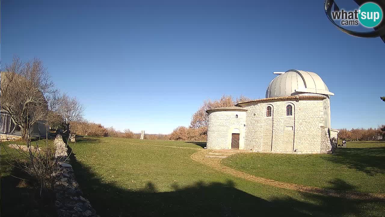 Webcam de l’Observatoire de Višnjan: Plongez dans le cosmos depuis l’Istrie, Croatie