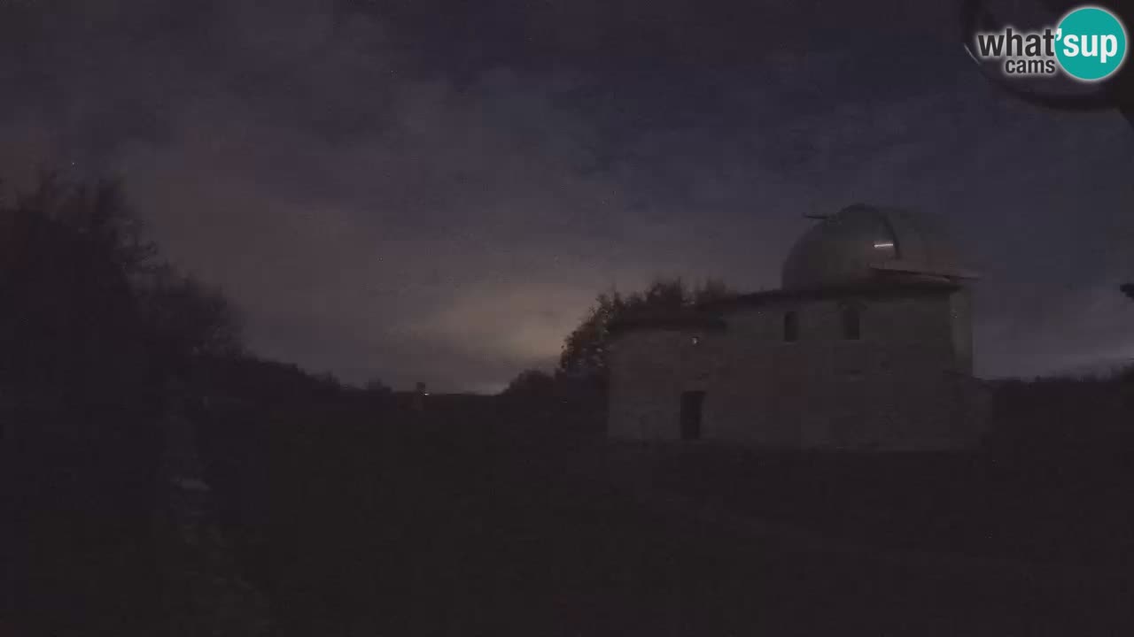 Višnjan Observatory Webcam: Gaze into the Cosmos from Istria, Croatia