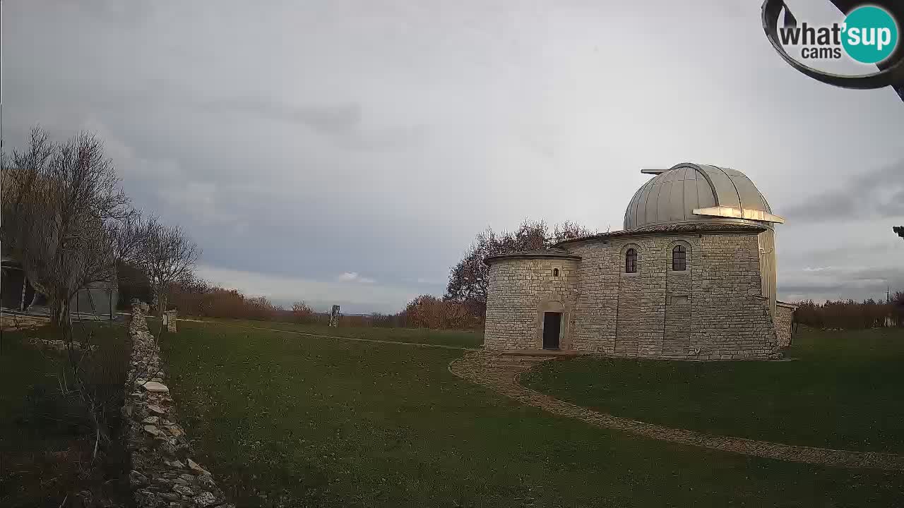 Višnjanska observatorijska spletna kamera: Opazujte vesolje iz Istre, Hrvaška