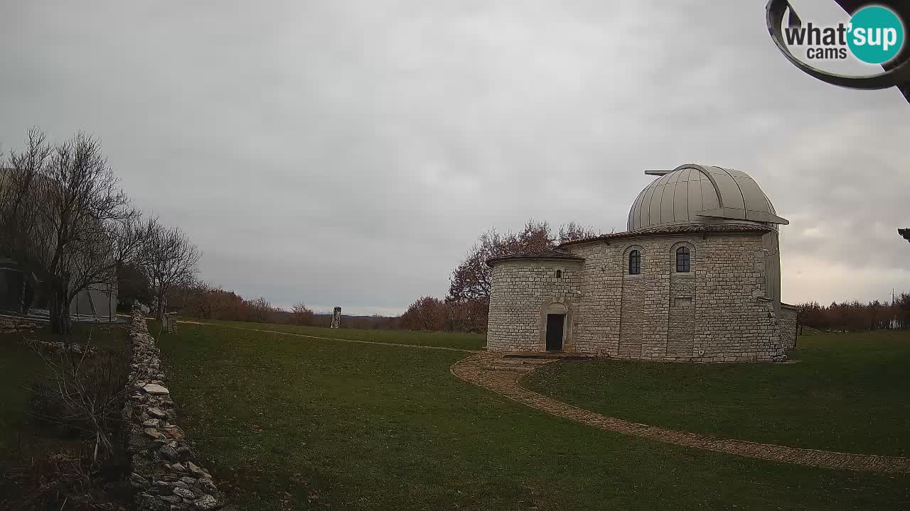 Višnjan Observatory Webcam: Gaze into the Cosmos from Istria, Croatia