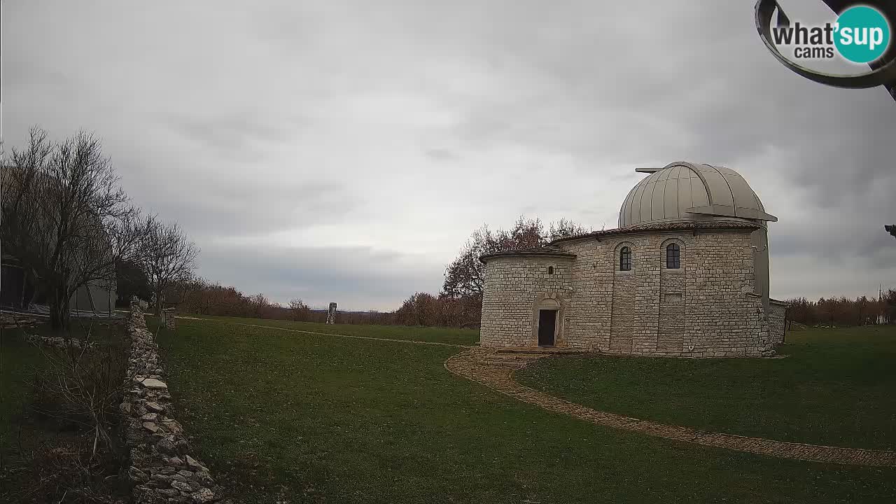 Webcam de l’Observatoire de Višnjan: Plongez dans le cosmos depuis l’Istrie, Croatie