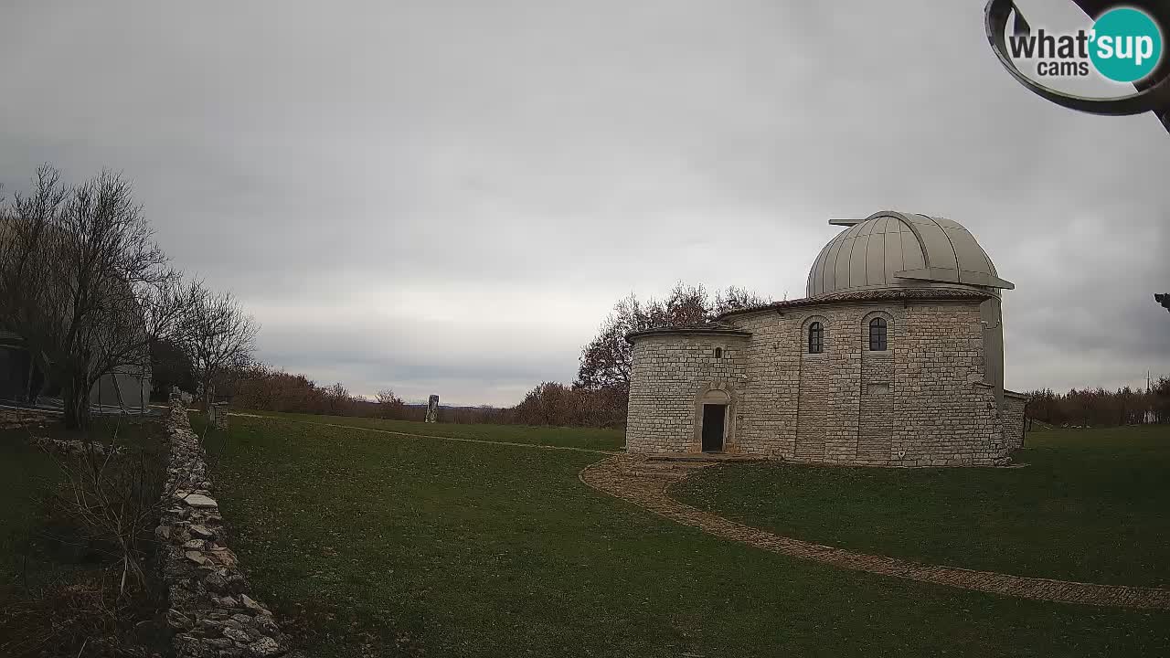 Višnjan Observatory Webcam: Gaze into the Cosmos from Istria, Croatia