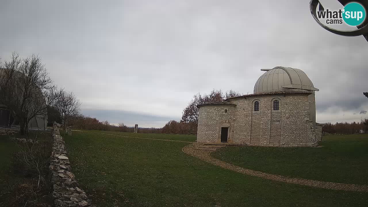 Višnjan Observatory Webcam: Gaze into the Cosmos from Istria, Croatia