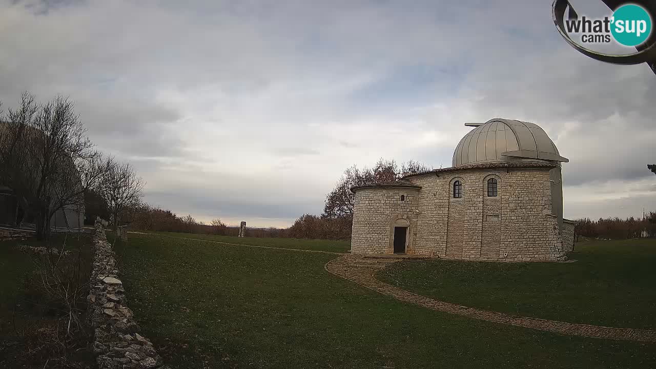 Webcam de l’Observatoire de Višnjan: Plongez dans le cosmos depuis l’Istrie, Croatie