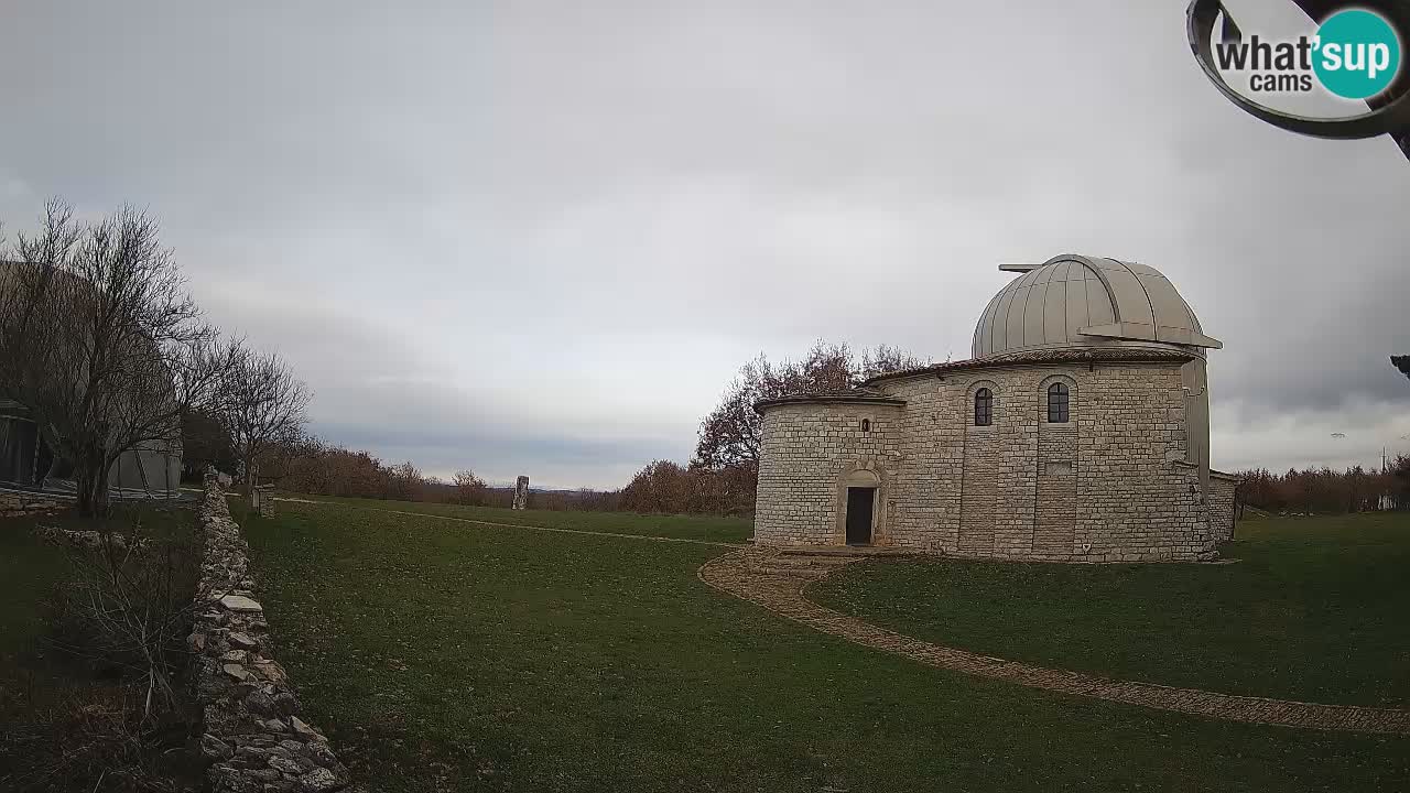 Webcam de l’Observatoire de Višnjan: Plongez dans le cosmos depuis l’Istrie, Croatie