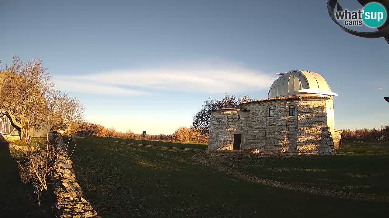 Webcam de l’Observatoire de Višnjan: Plongez dans le cosmos depuis l’Istrie, Croatie