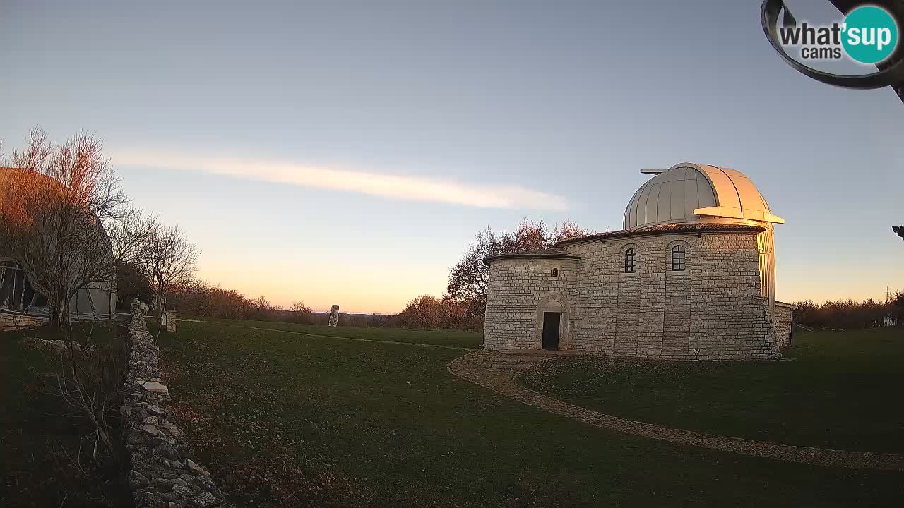 Višnjanska observatorijska spletna kamera: Opazujte vesolje iz Istre, Hrvaška