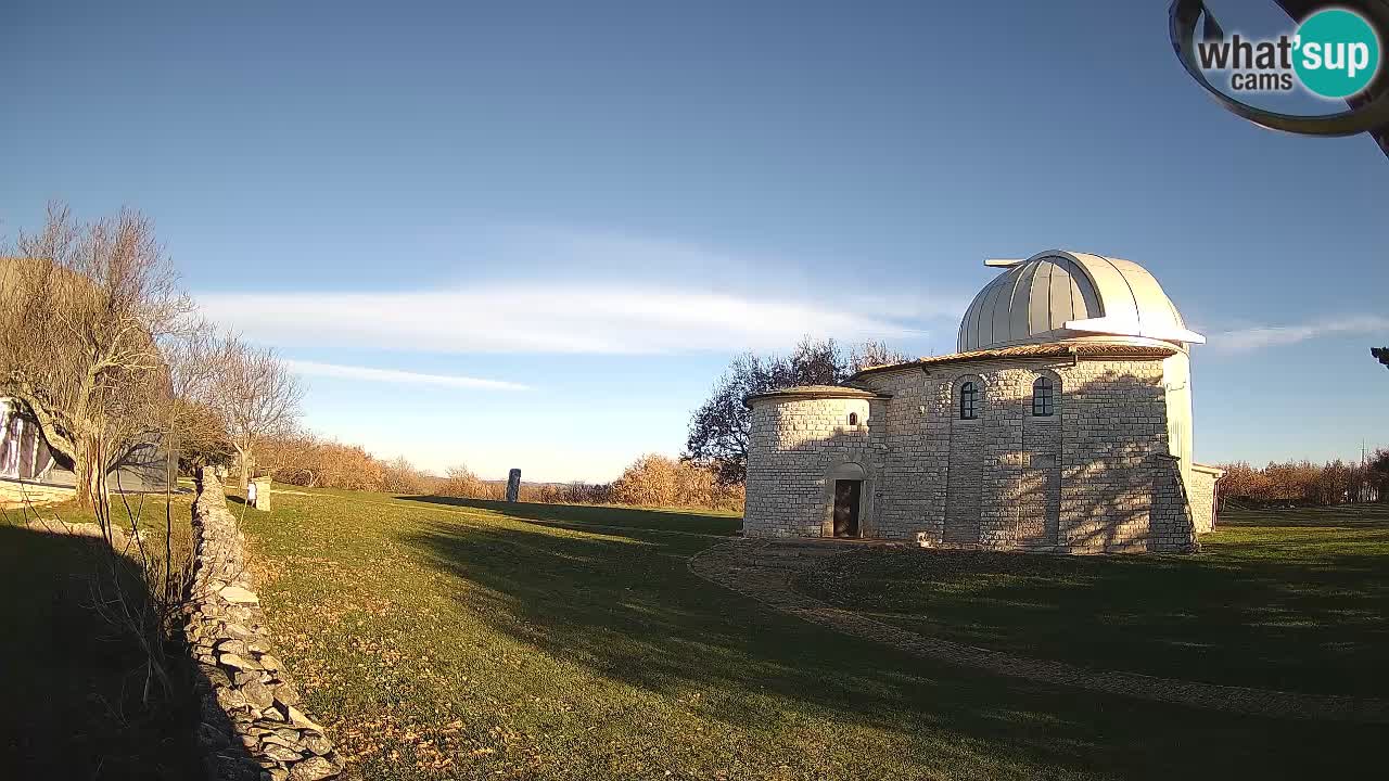 Webcam de l’Observatoire de Višnjan: Plongez dans le cosmos depuis l’Istrie, Croatie