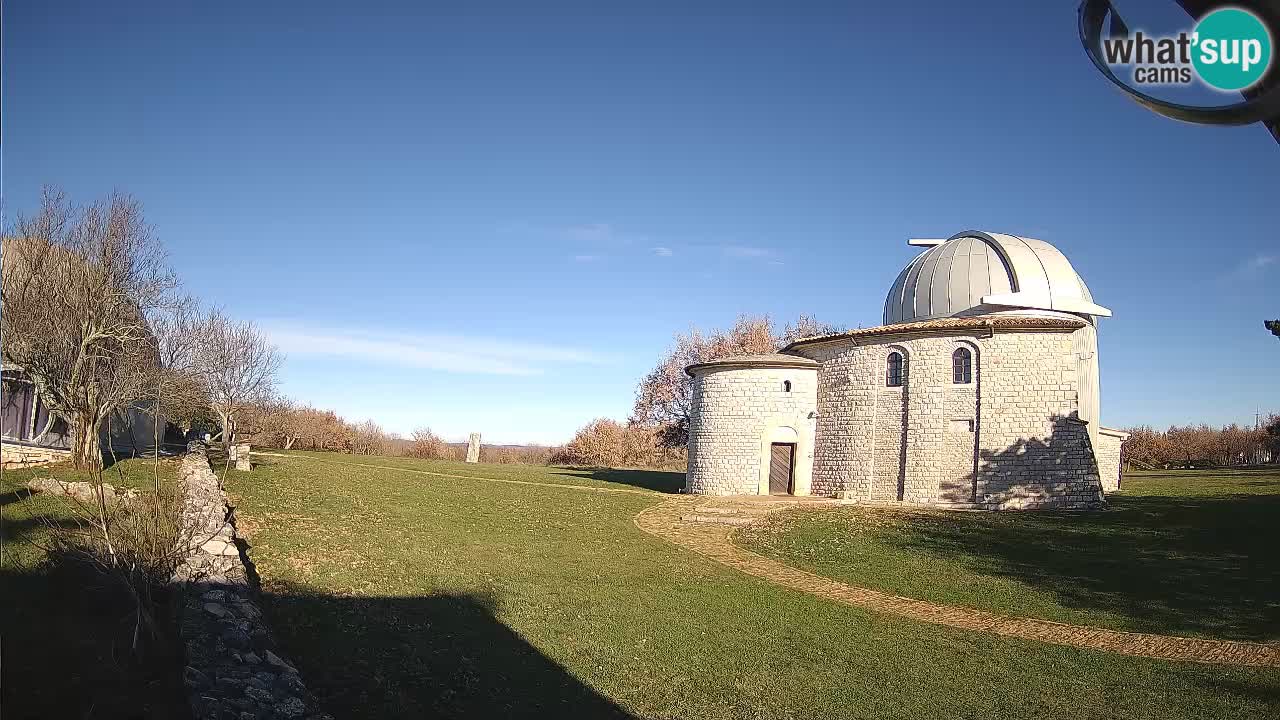 Webcam de l’Observatoire de Višnjan: Plongez dans le cosmos depuis l’Istrie, Croatie