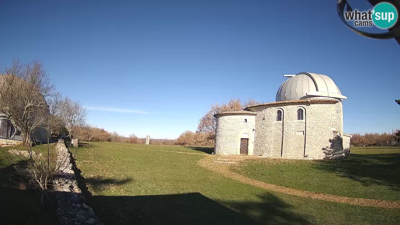 Višnjan Observatory Webcam: Gaze into the Cosmos from Istria, Croatia