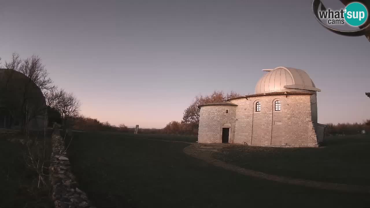 Višnjan Observatory Webcam: Gaze into the Cosmos from Istria, Croatia