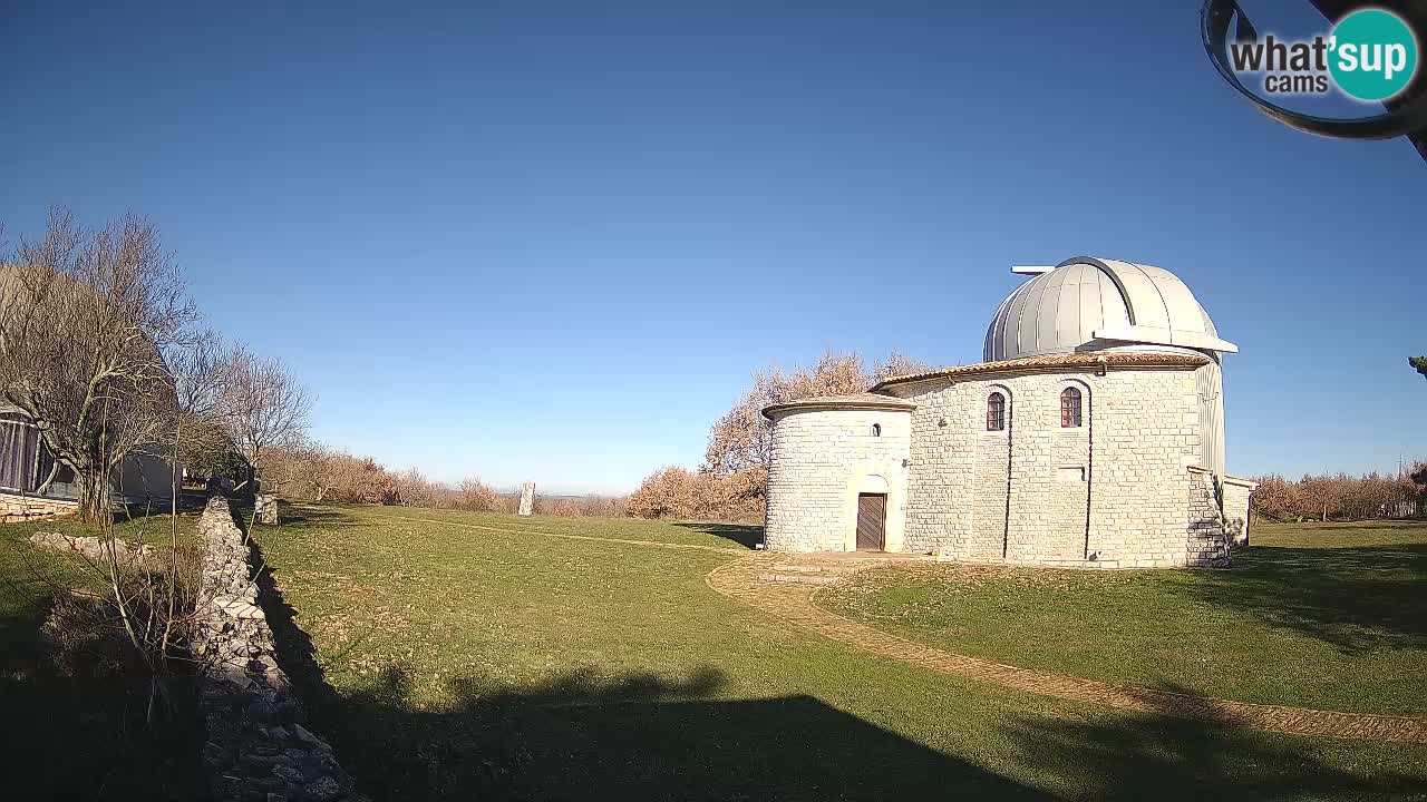 Višnjan Observatory Webcam: Gaze into the Cosmos from Istria, Croatia