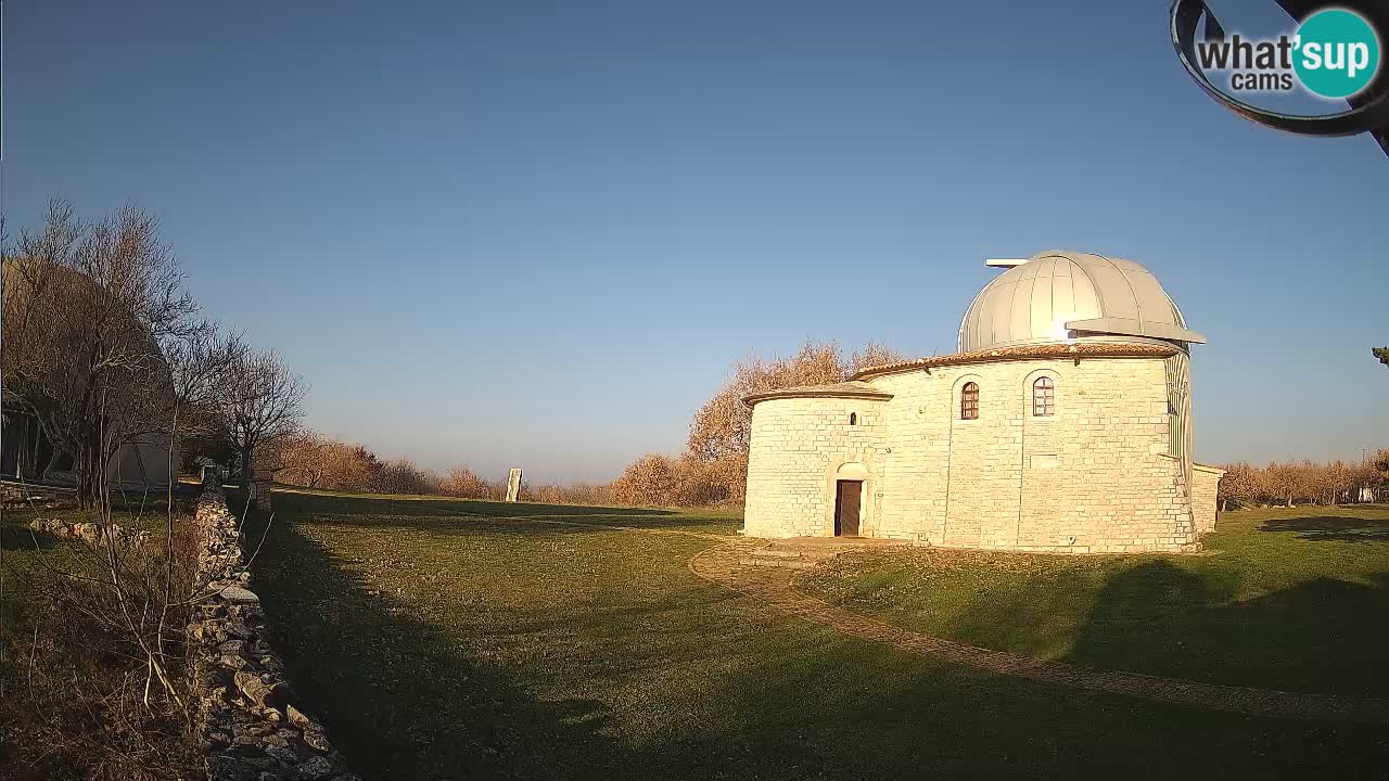 Višnjanska observatorijska spletna kamera: Opazujte vesolje iz Istre, Hrvaška