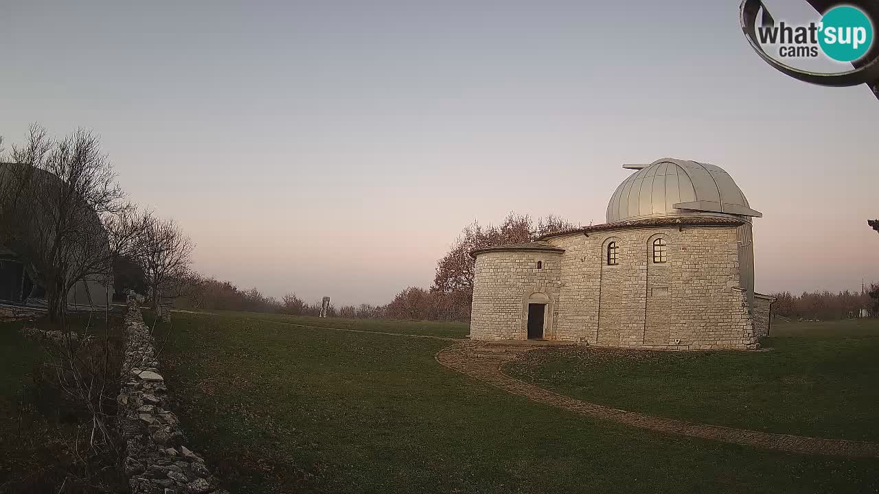 Webcam de l’Observatoire de Višnjan: Plongez dans le cosmos depuis l’Istrie, Croatie