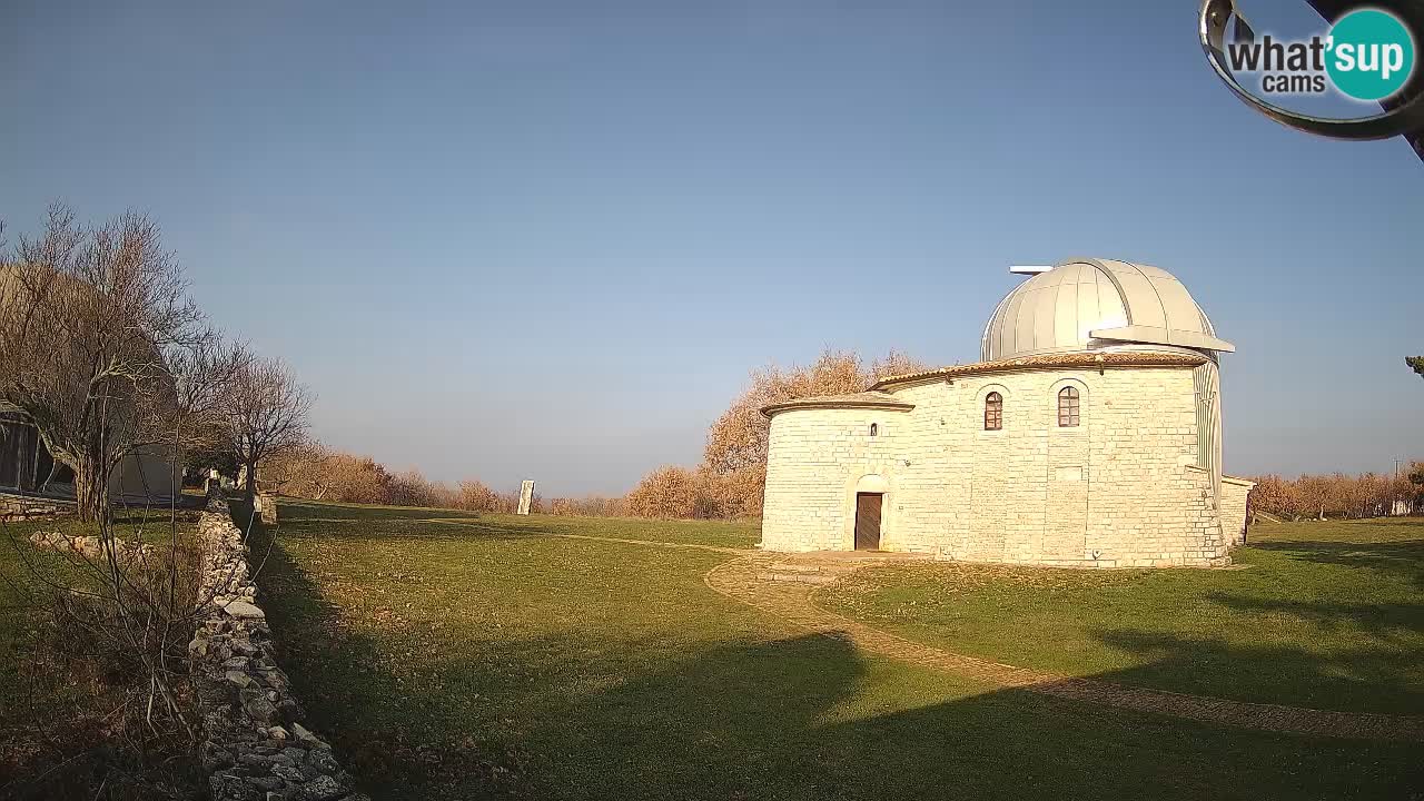 Webcam de l’Observatoire de Višnjan: Plongez dans le cosmos depuis l’Istrie, Croatie