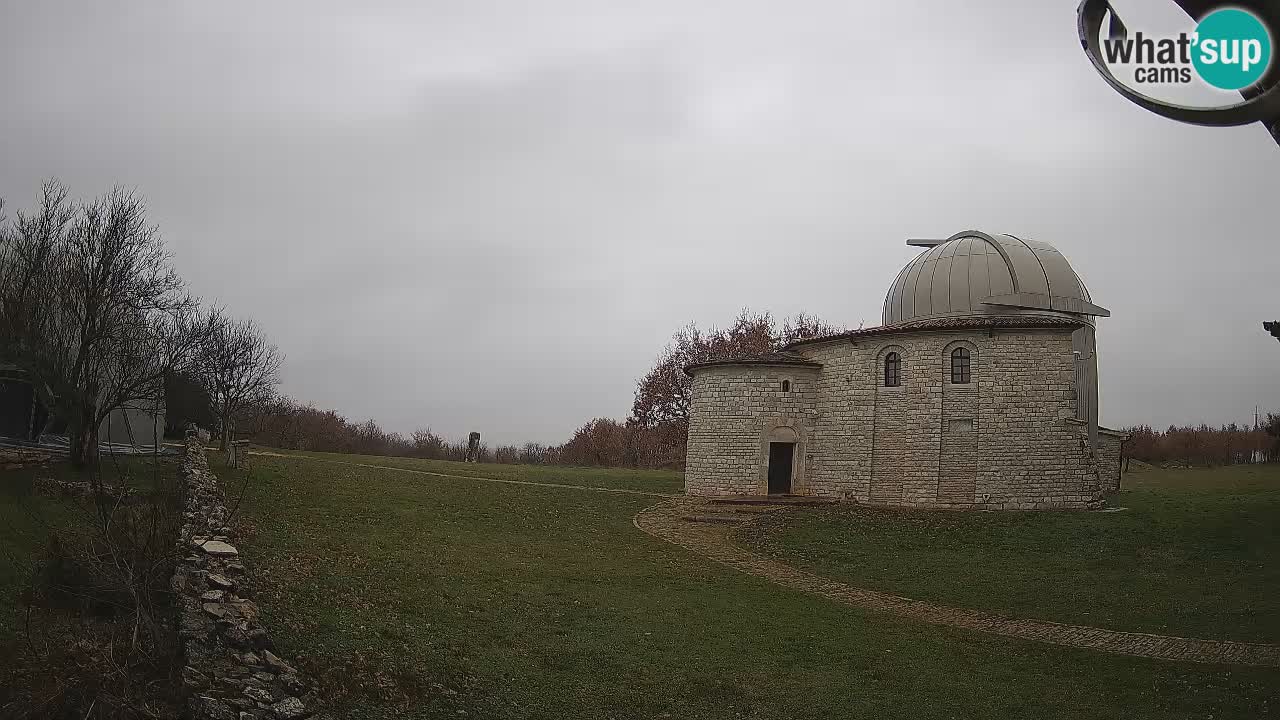 Višnjan Observatory Webcam: Gaze into the Cosmos from Istria, Croatia