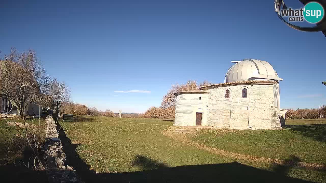 Višnjan Observatory Webcam: Gaze into the Cosmos from Istria, Croatia