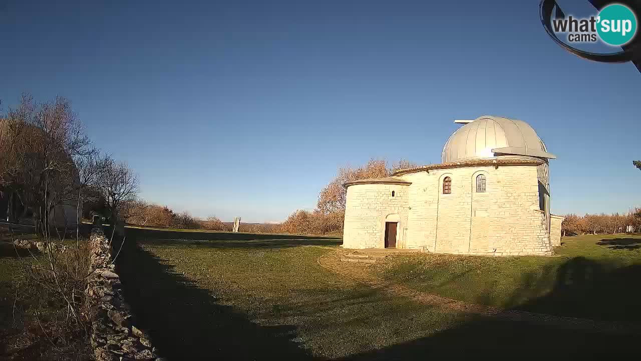 Webcam de l’Observatoire de Višnjan: Plongez dans le cosmos depuis l’Istrie, Croatie