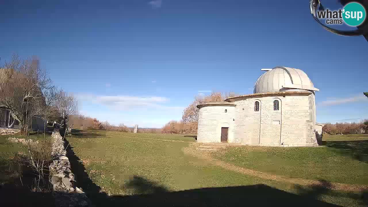 Višnjan Observatory Webcam: Gaze into the Cosmos from Istria, Croatia