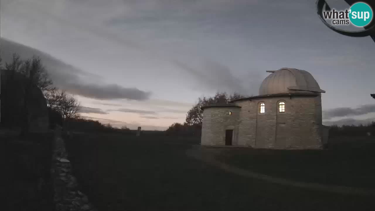 Višnjan Observatory Webcam: Gaze into the Cosmos from Istria, Croatia