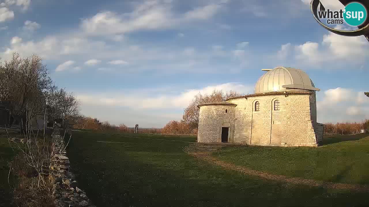 Višnjanska observatorijska spletna kamera: Opazujte vesolje iz Istre, Hrvaška